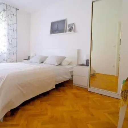 Front Apartment